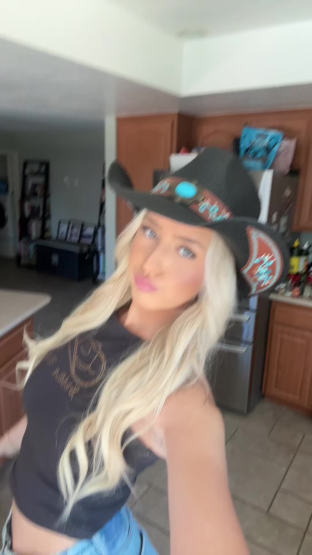 @Loriiii💖