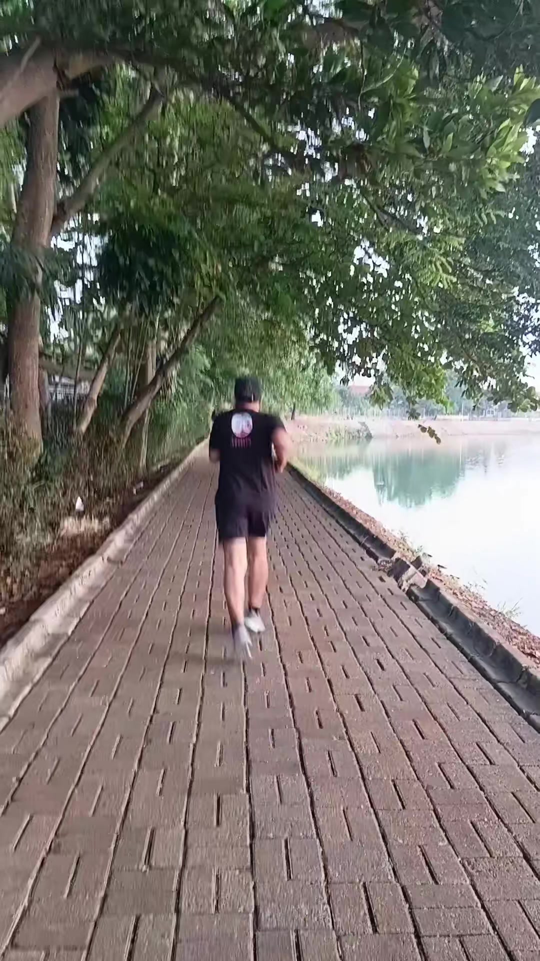 @Dari kontak anda