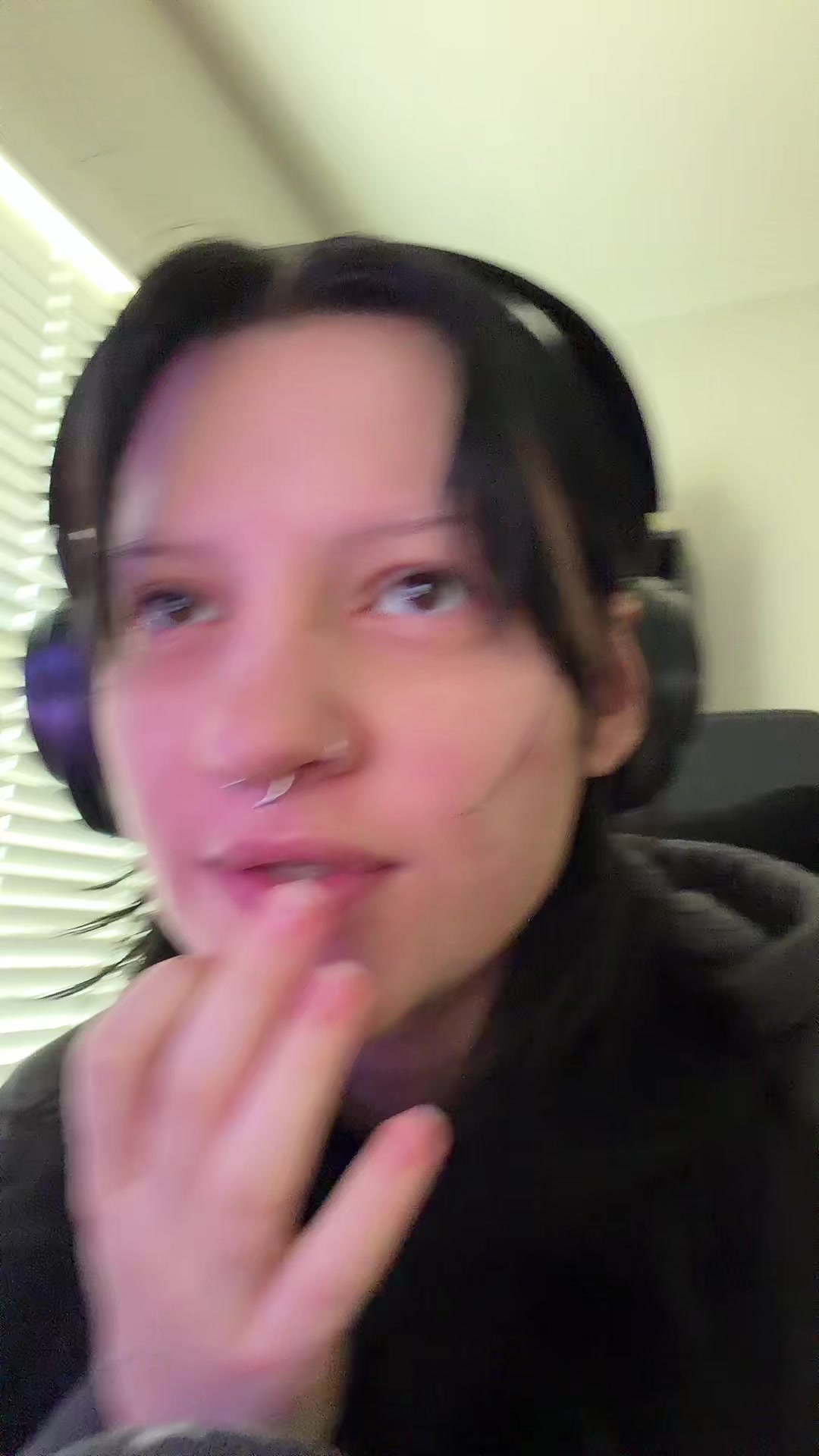 @_leakyteets