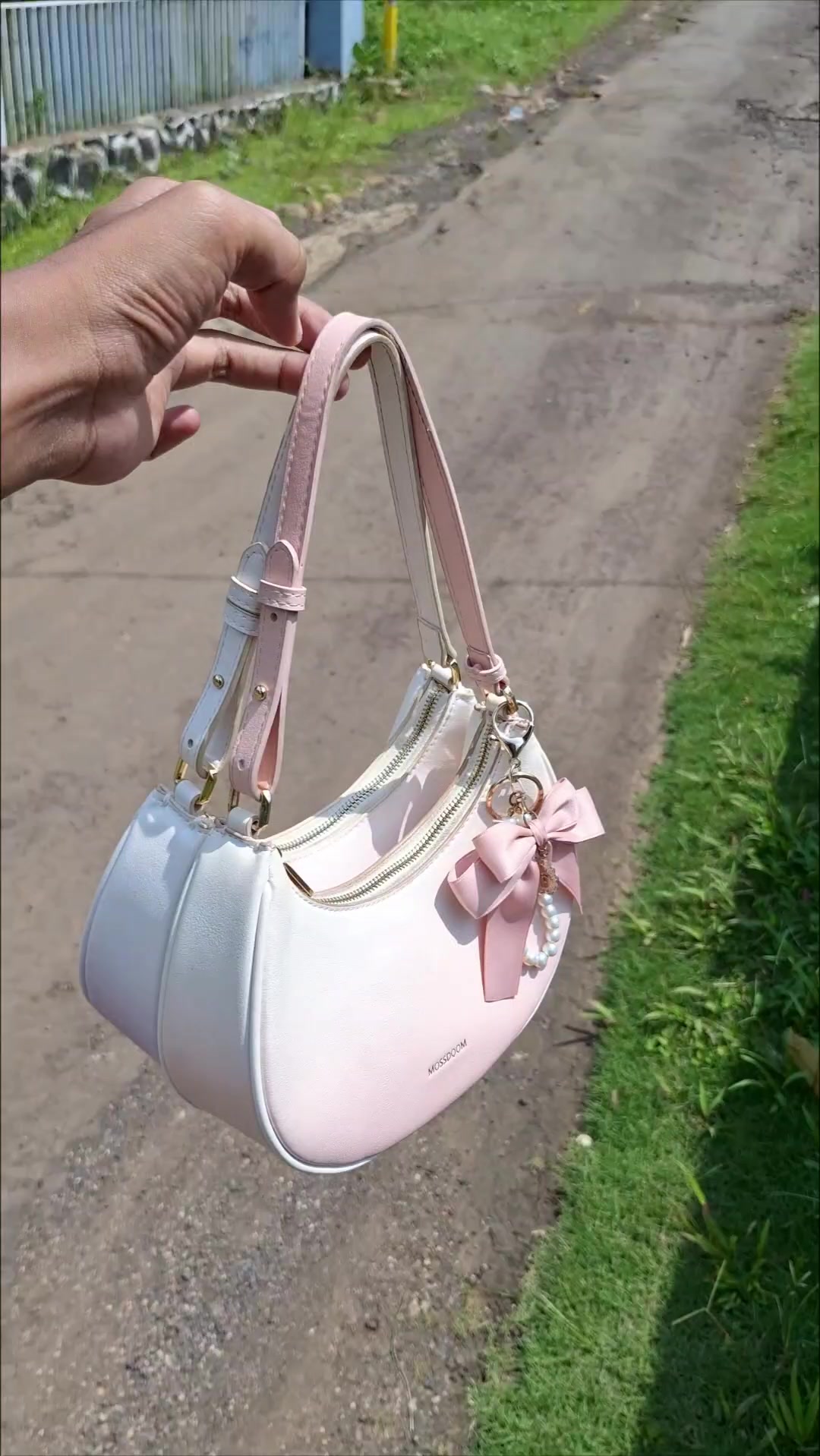 @Viora Bag
