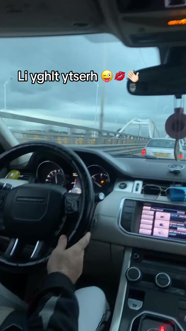 @Van&eacute;ssa🫀