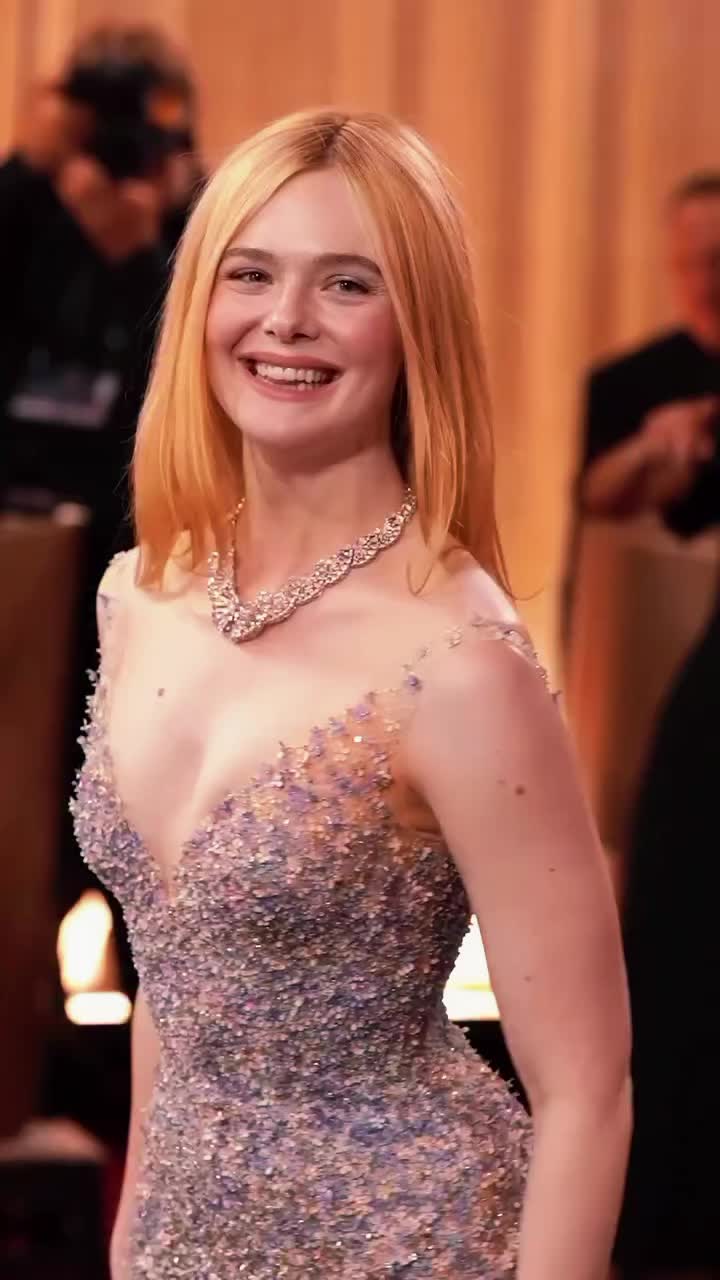@𝙀𝙡𝙡𝙚 𝙁𝙖𝙣𝙞𝙣𝙜 𝙁𝙖𝙣❤️