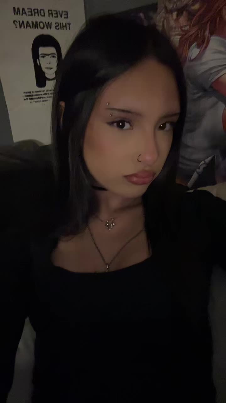 @sisi⋆˙⟡