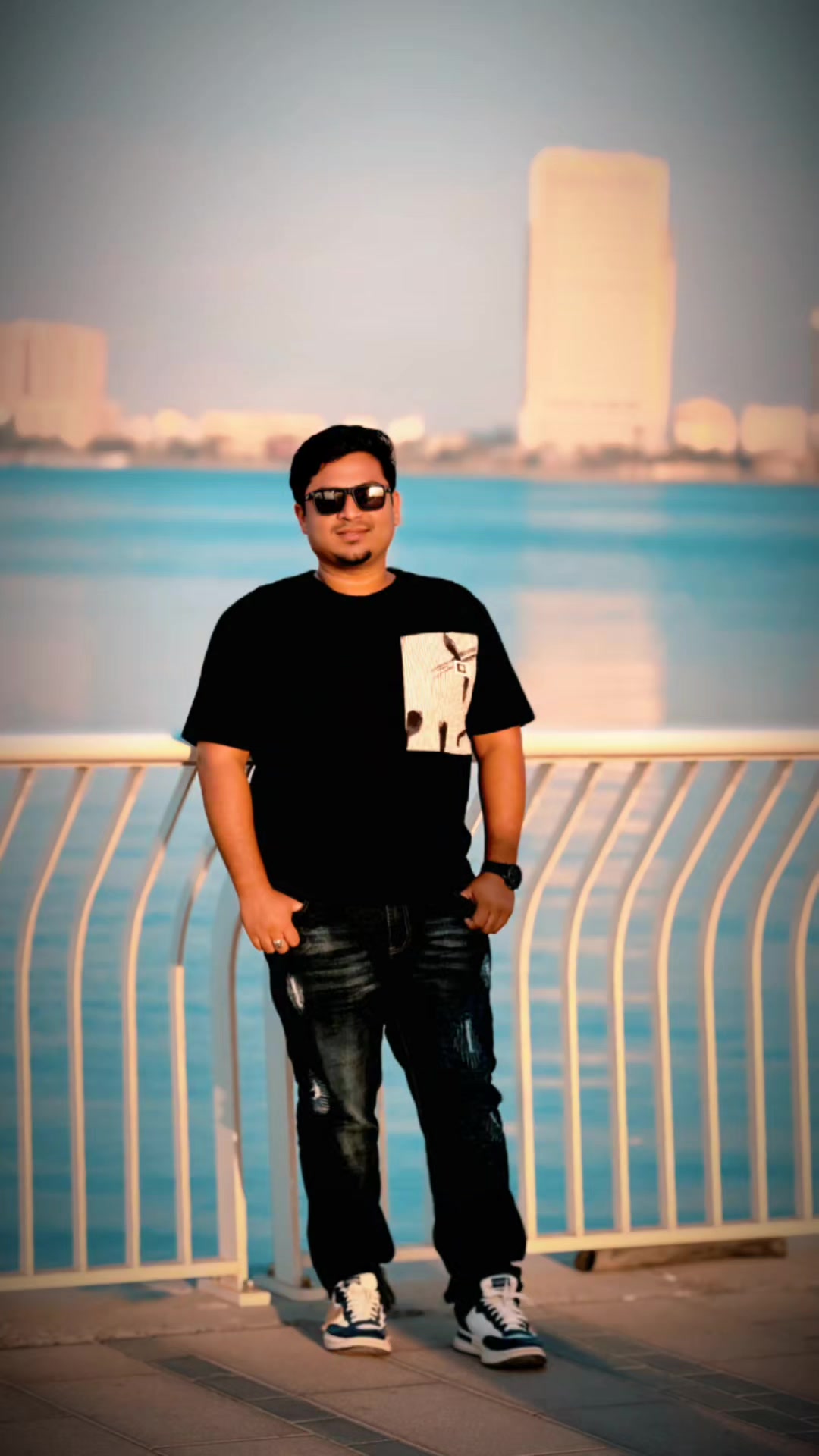 @James Raaz🇦🇪