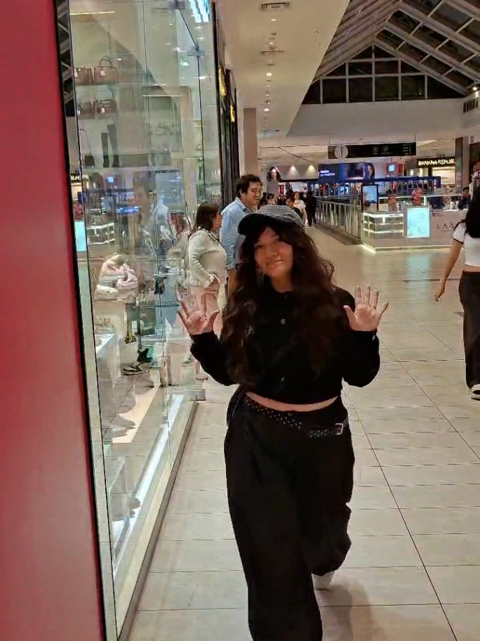 @GothicCholita