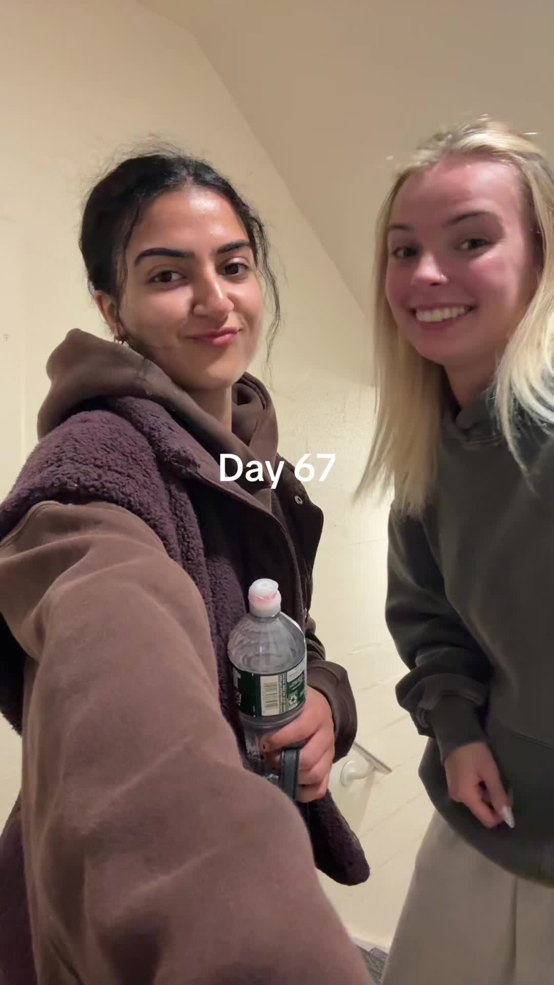 @Ava