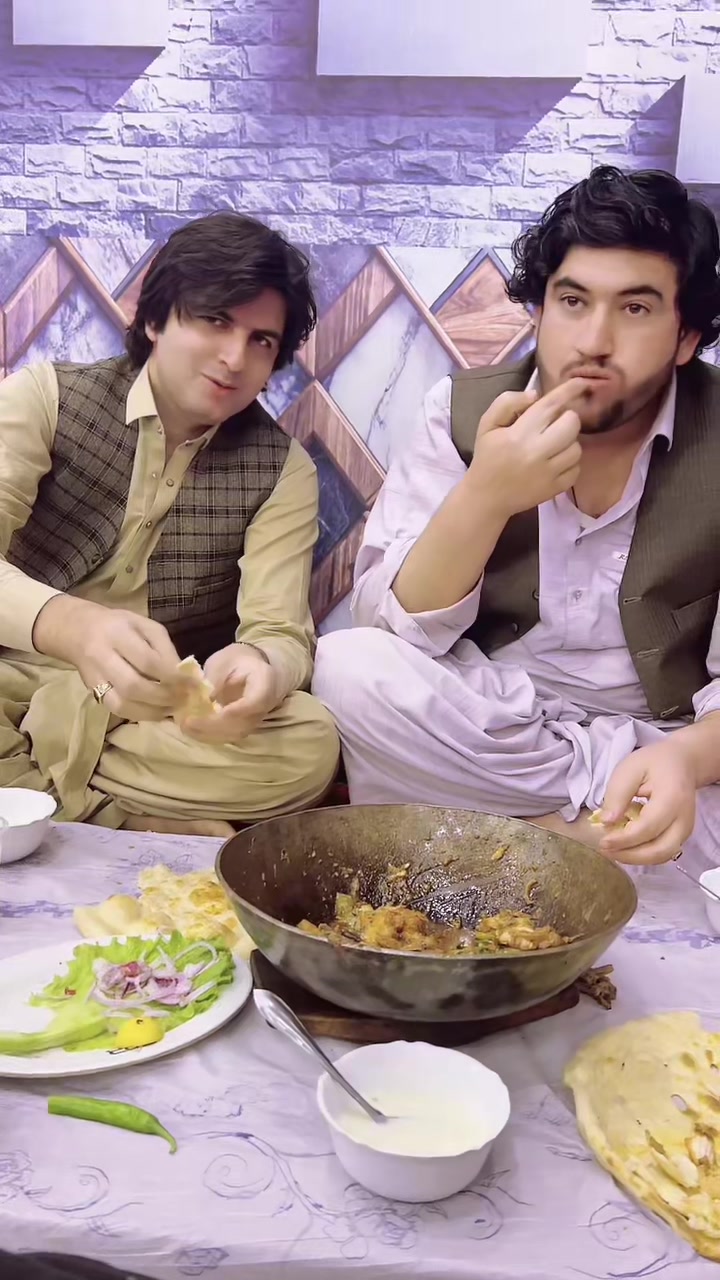 @Liaqat Tareen ❤️