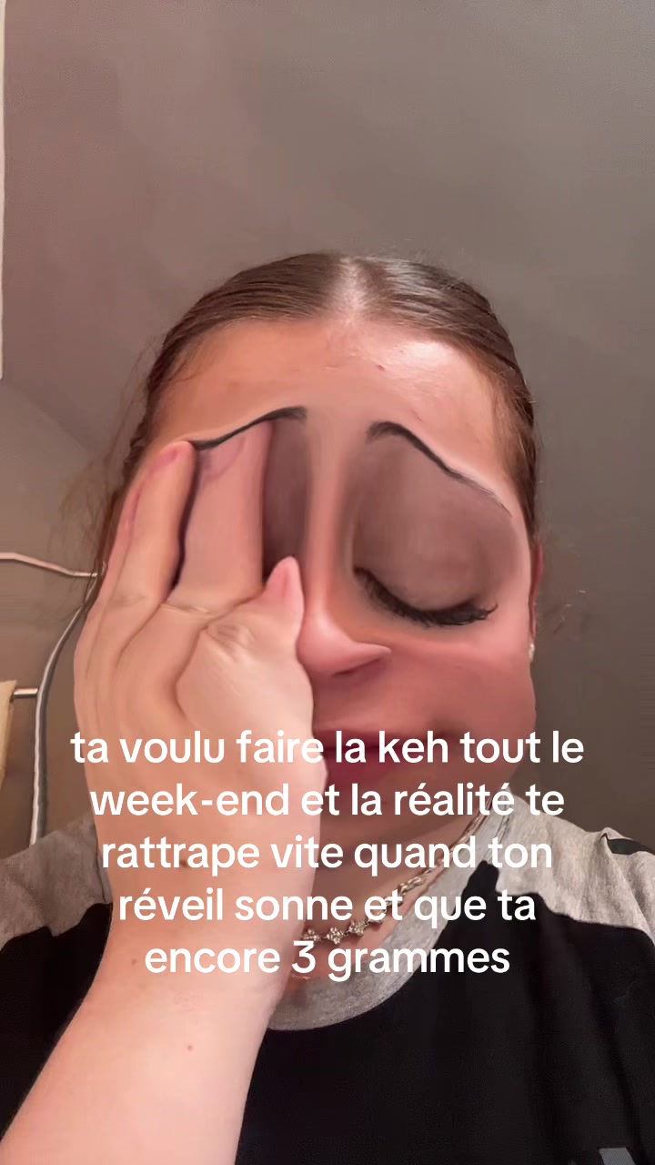 @𝐣𝐞𝐚𝐧𝐧𝐞_𝐠𝐬𝐭𝐥