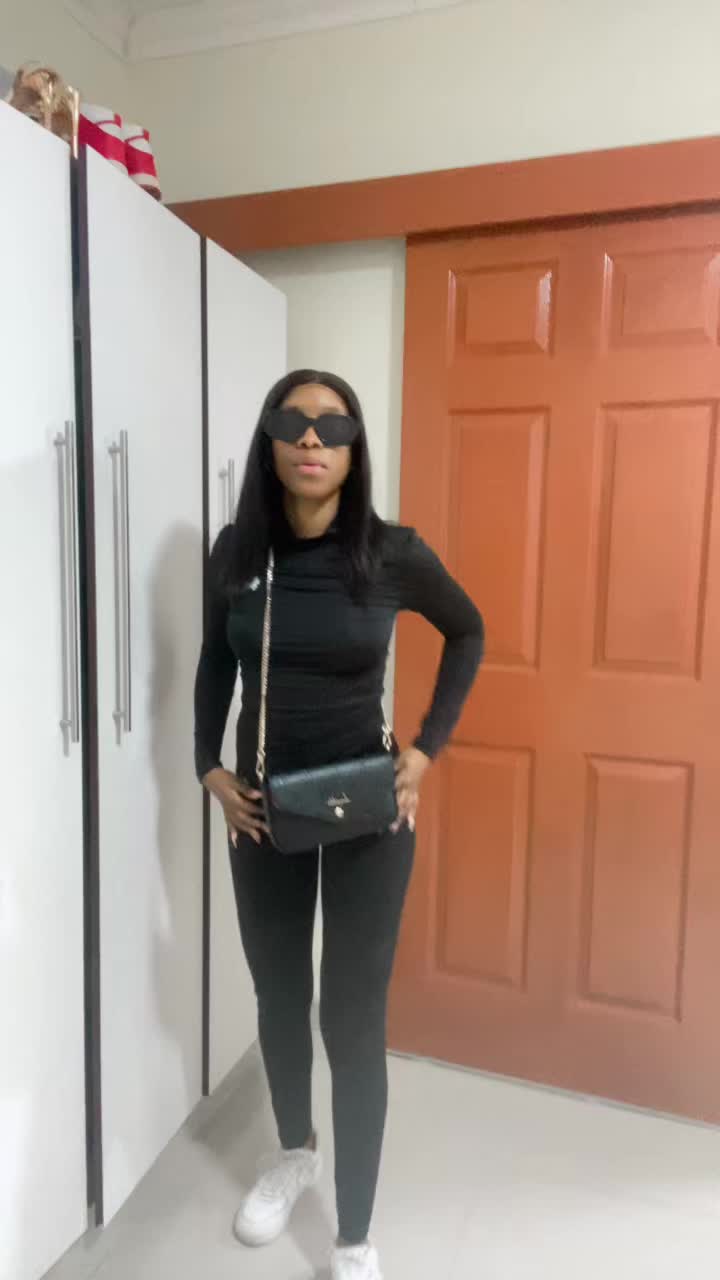 @dineotiny