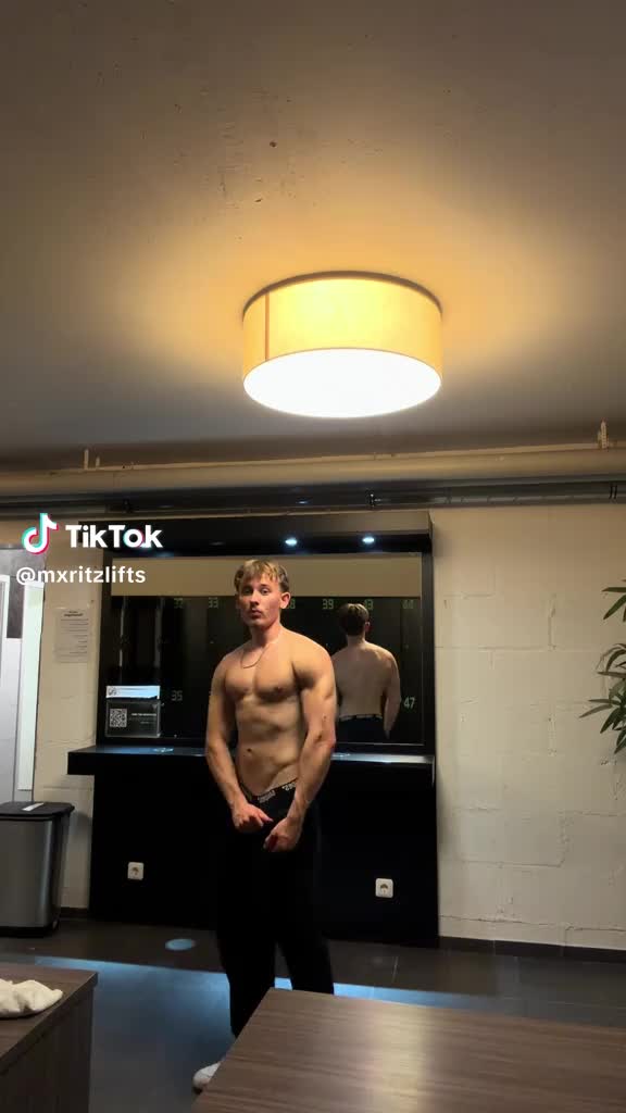 @The Fit Guys Page 🇳🇱