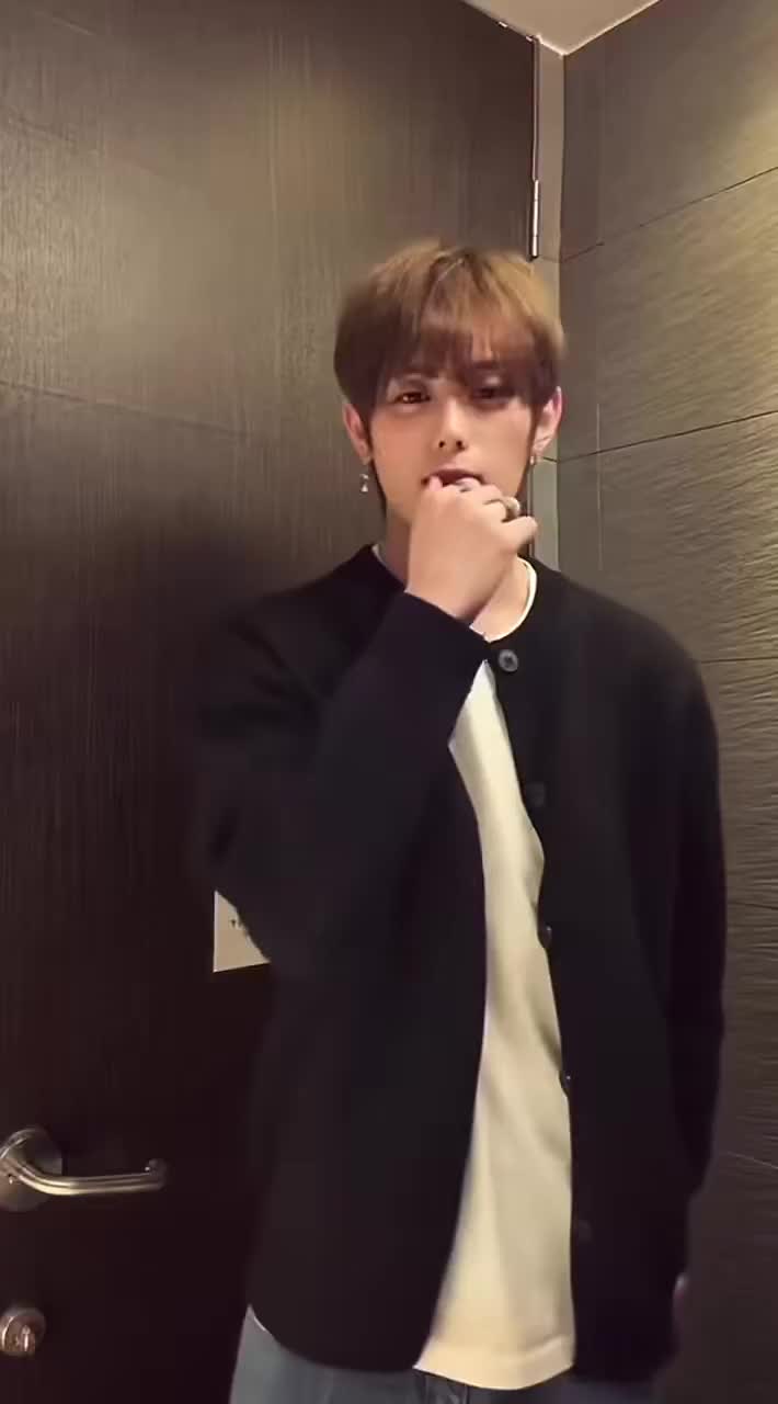 @싸발이