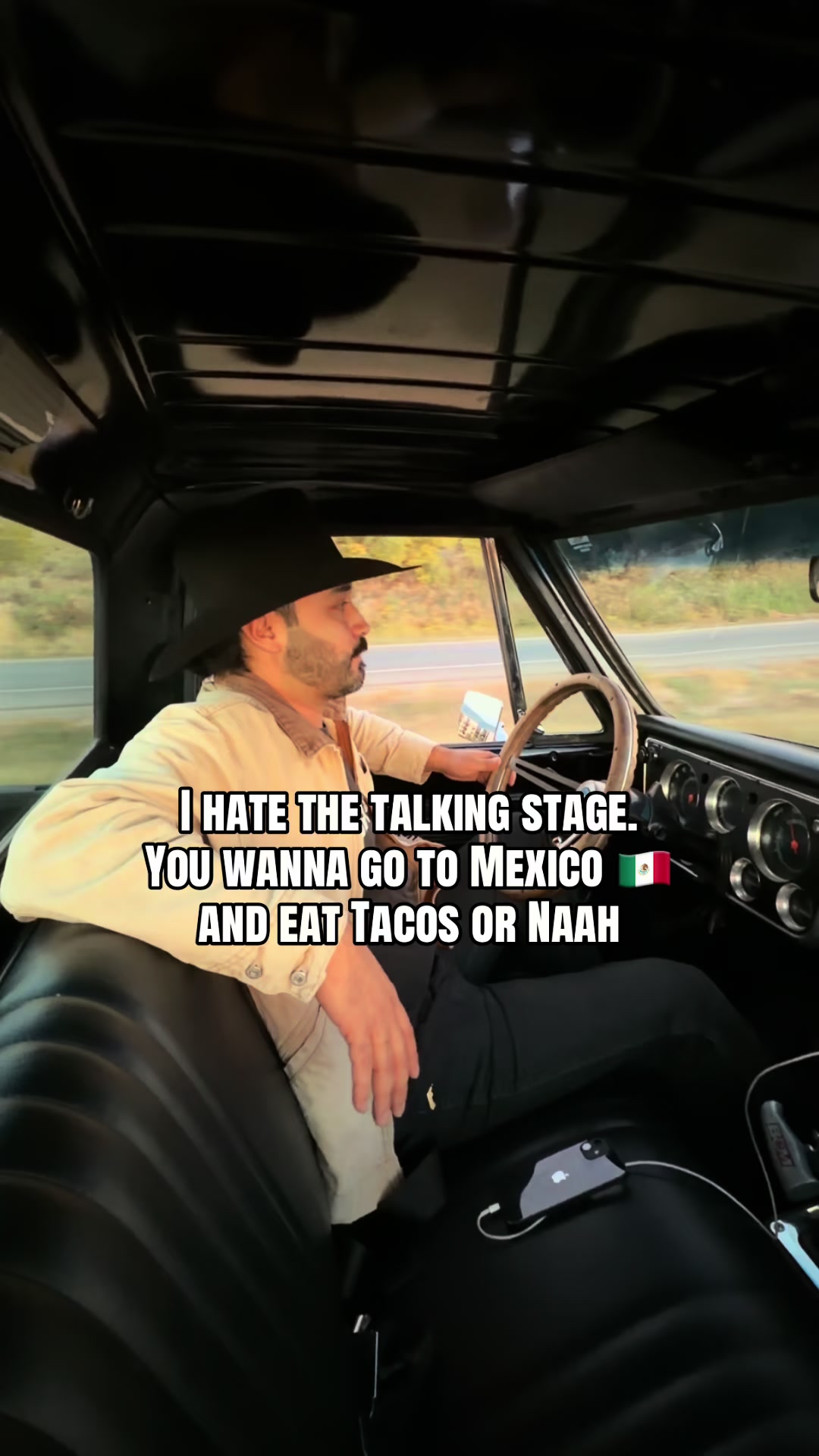 @Christopher León
