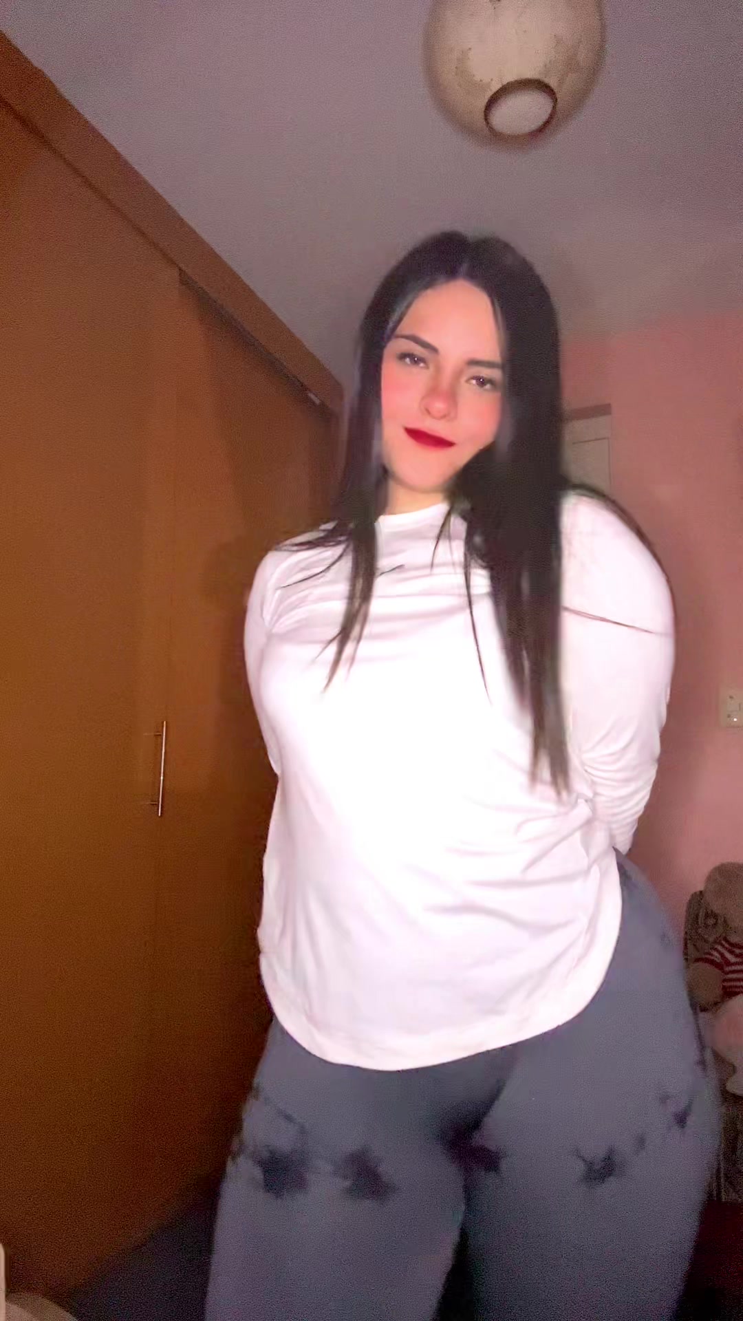 @Crystel Zarzoza 👑