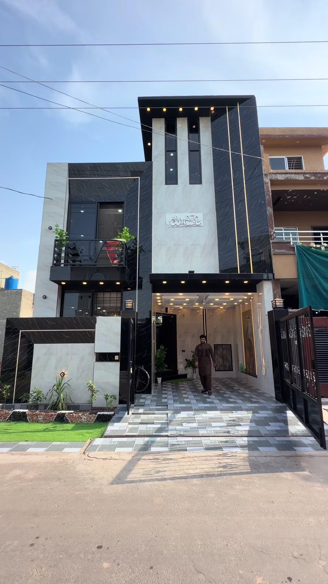@(GRAND LIVING) USAMA GROUPS”