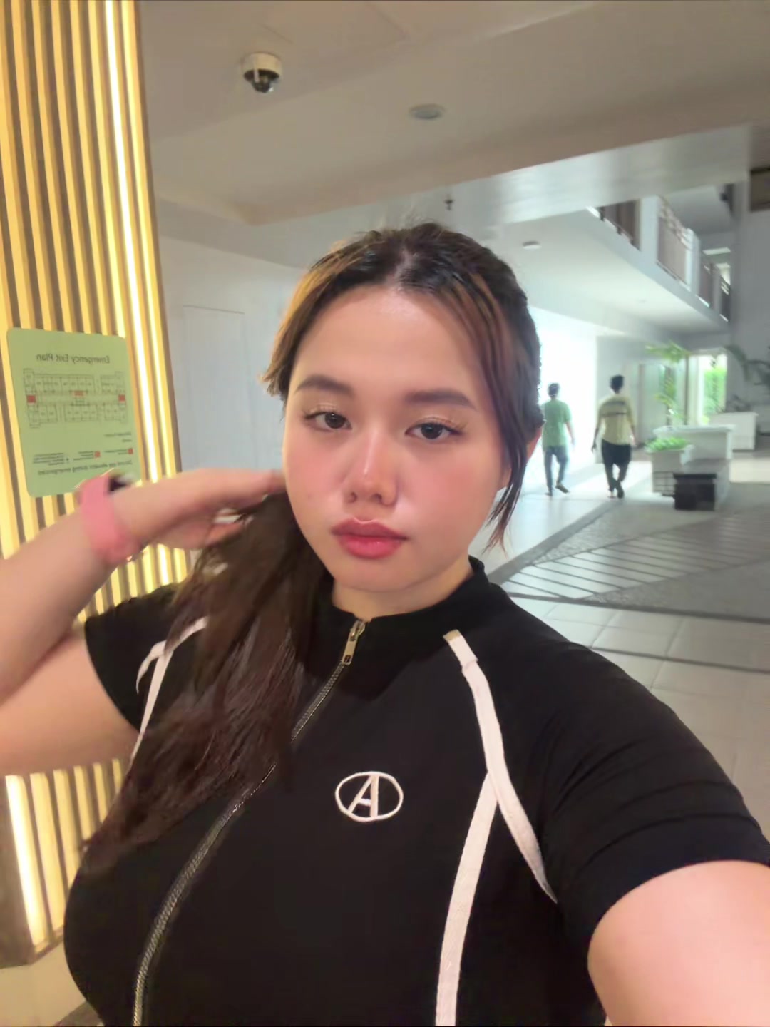 @๐๐ โง