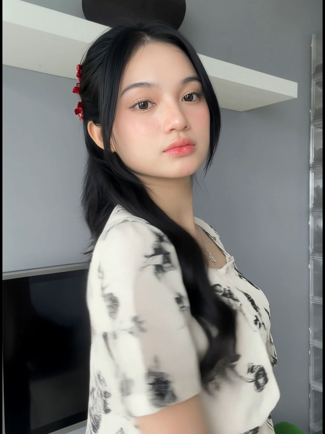 @flora0ne