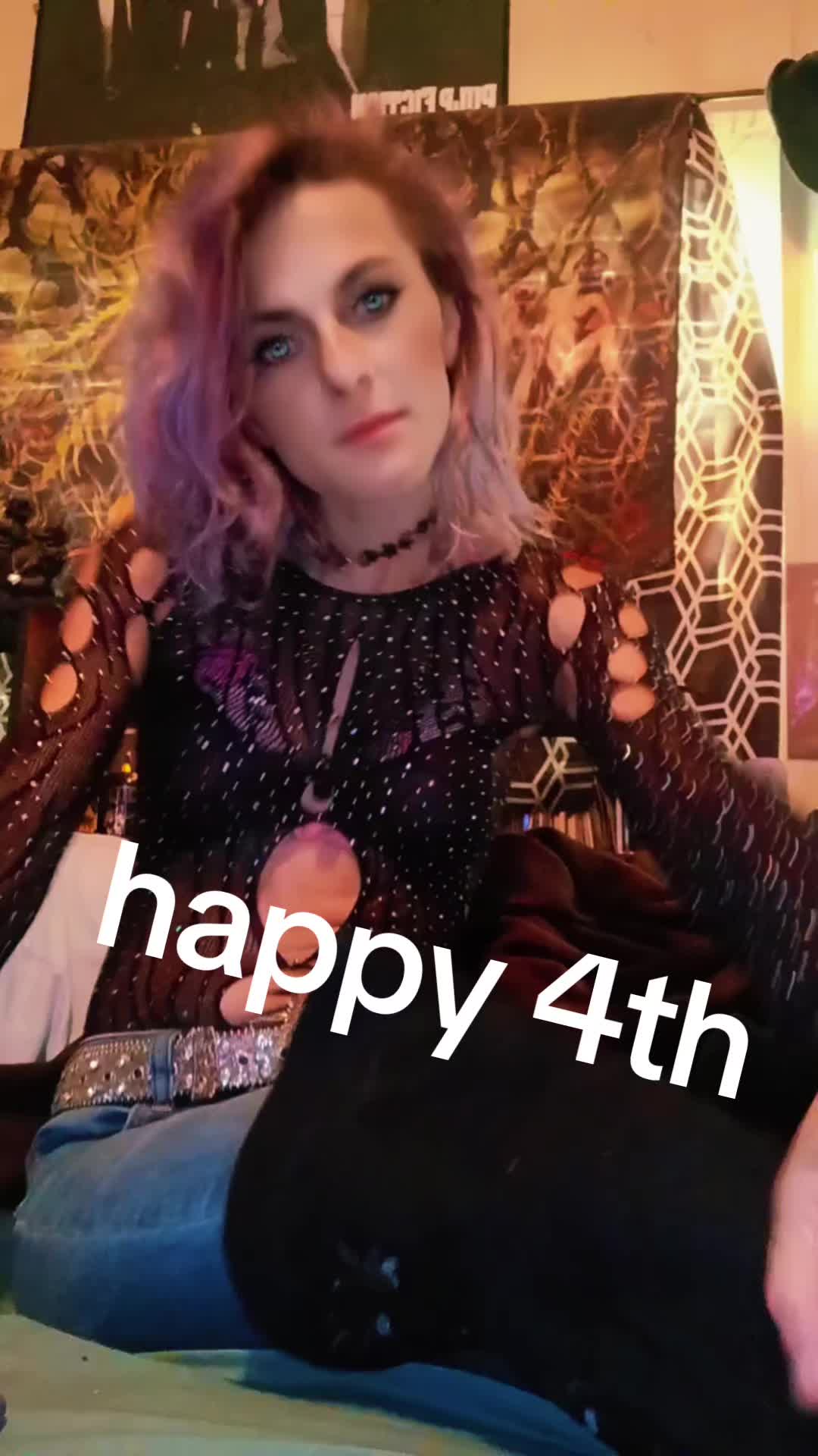 @hisqueen