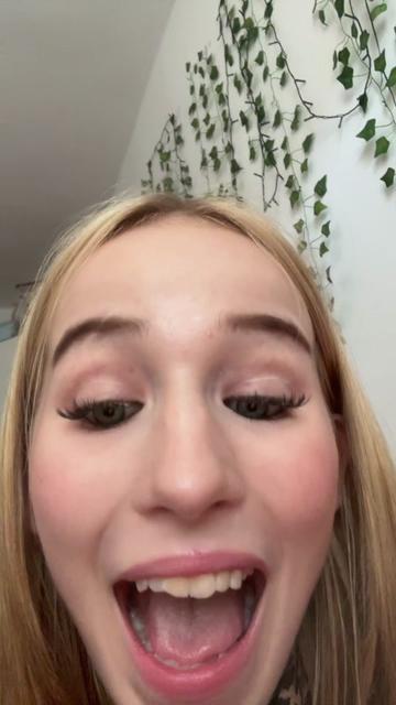 @🦢