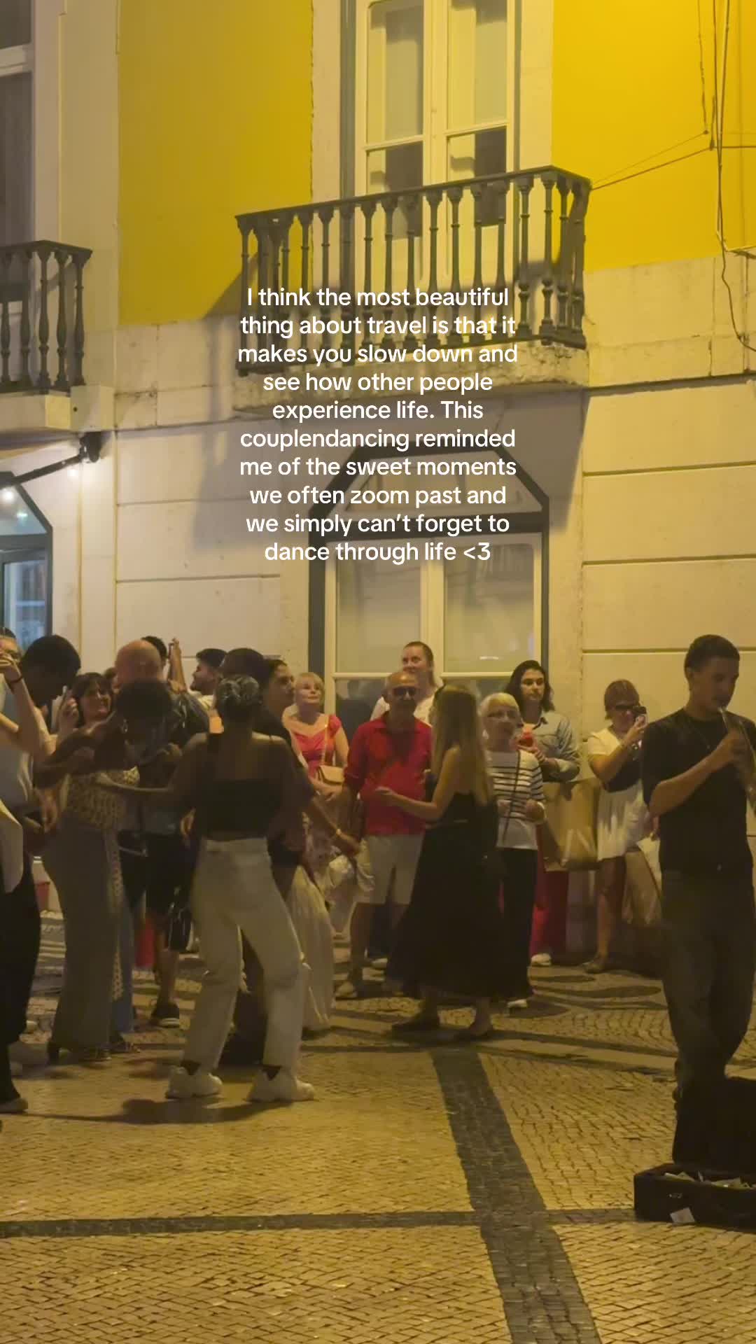 @sarah | wellness + travel