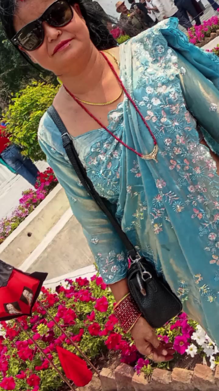 @Aarti ThaRu🌷