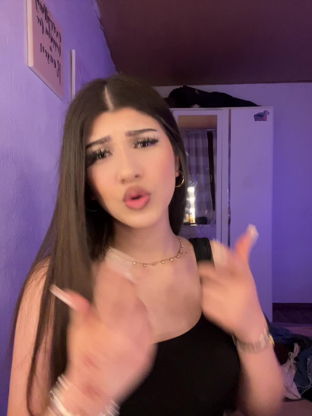 @ش