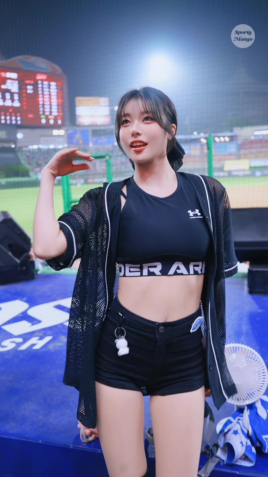 @sporty mango