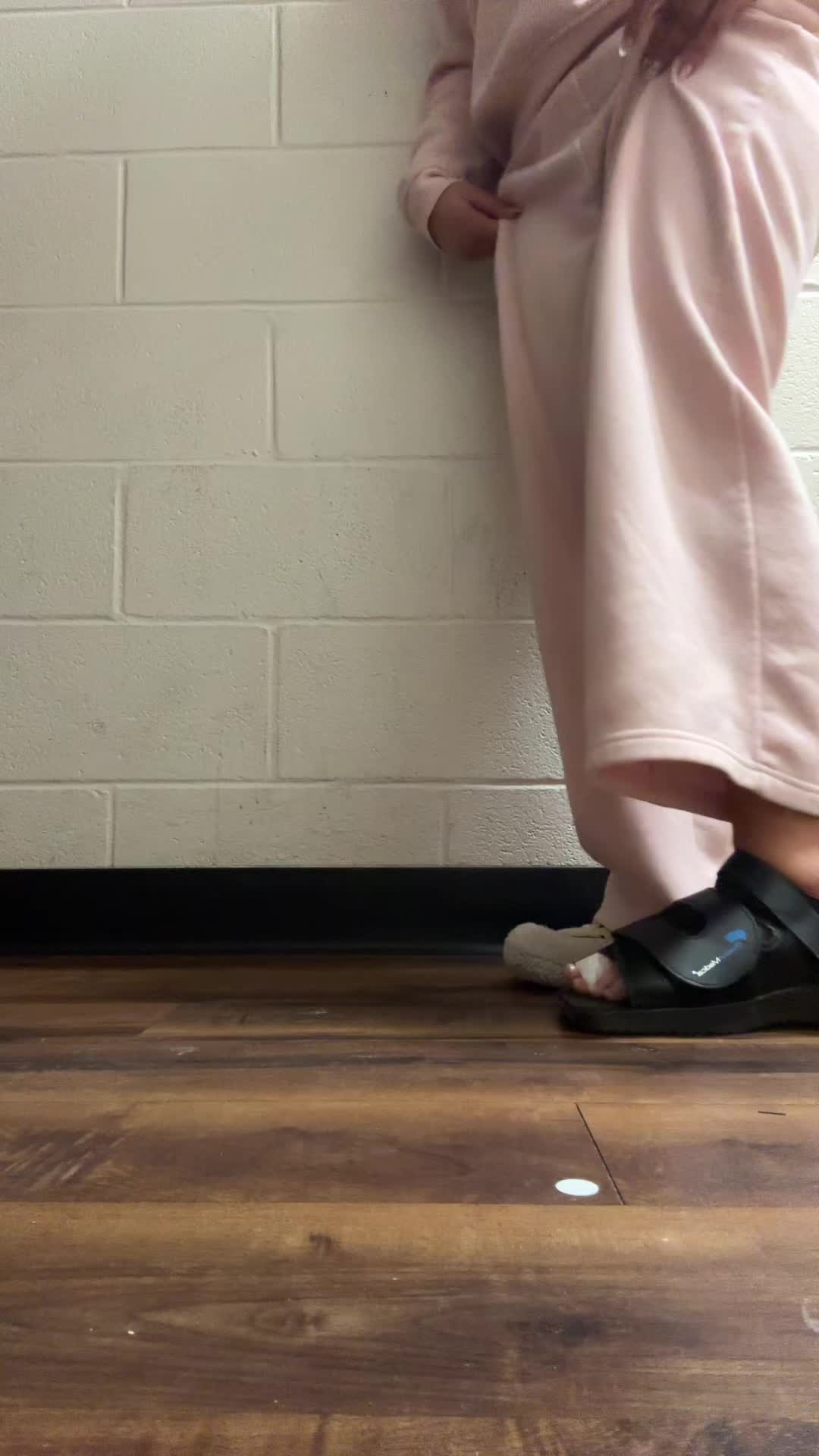 @alexweisel_