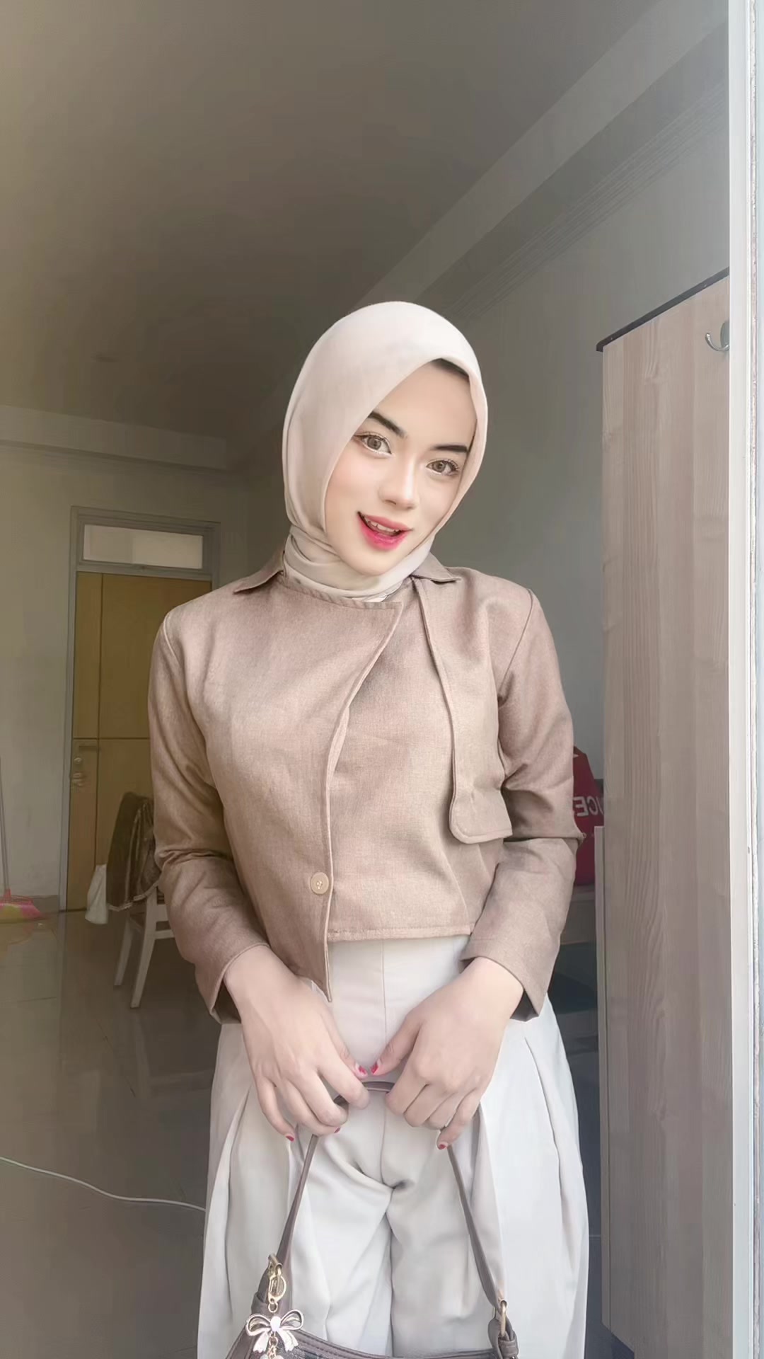 @latifahmhdr
