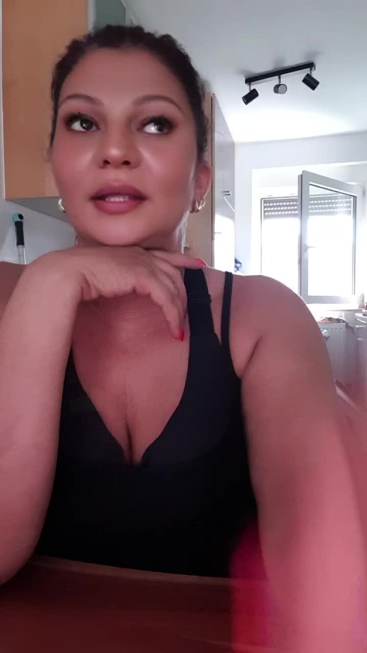 @G&uuml;lay Mor