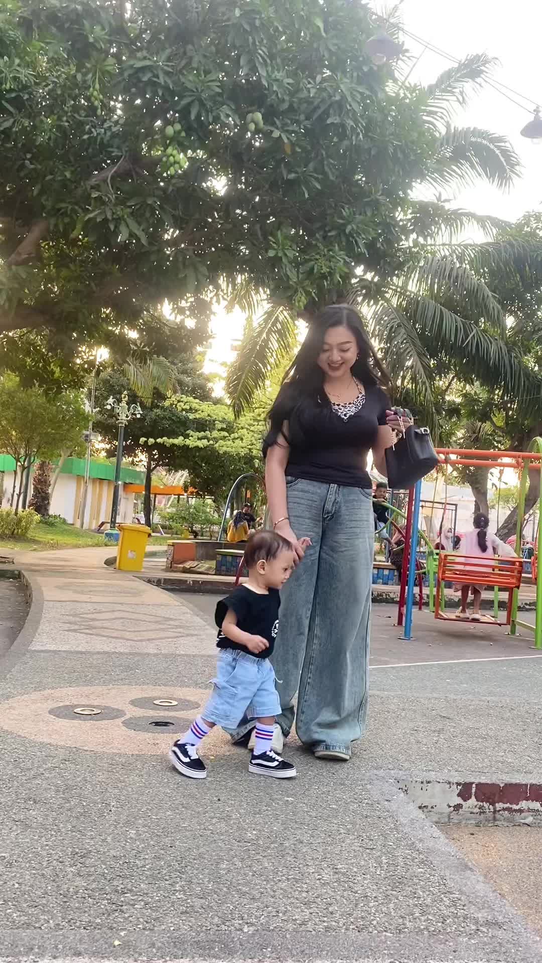 @Sintyams__