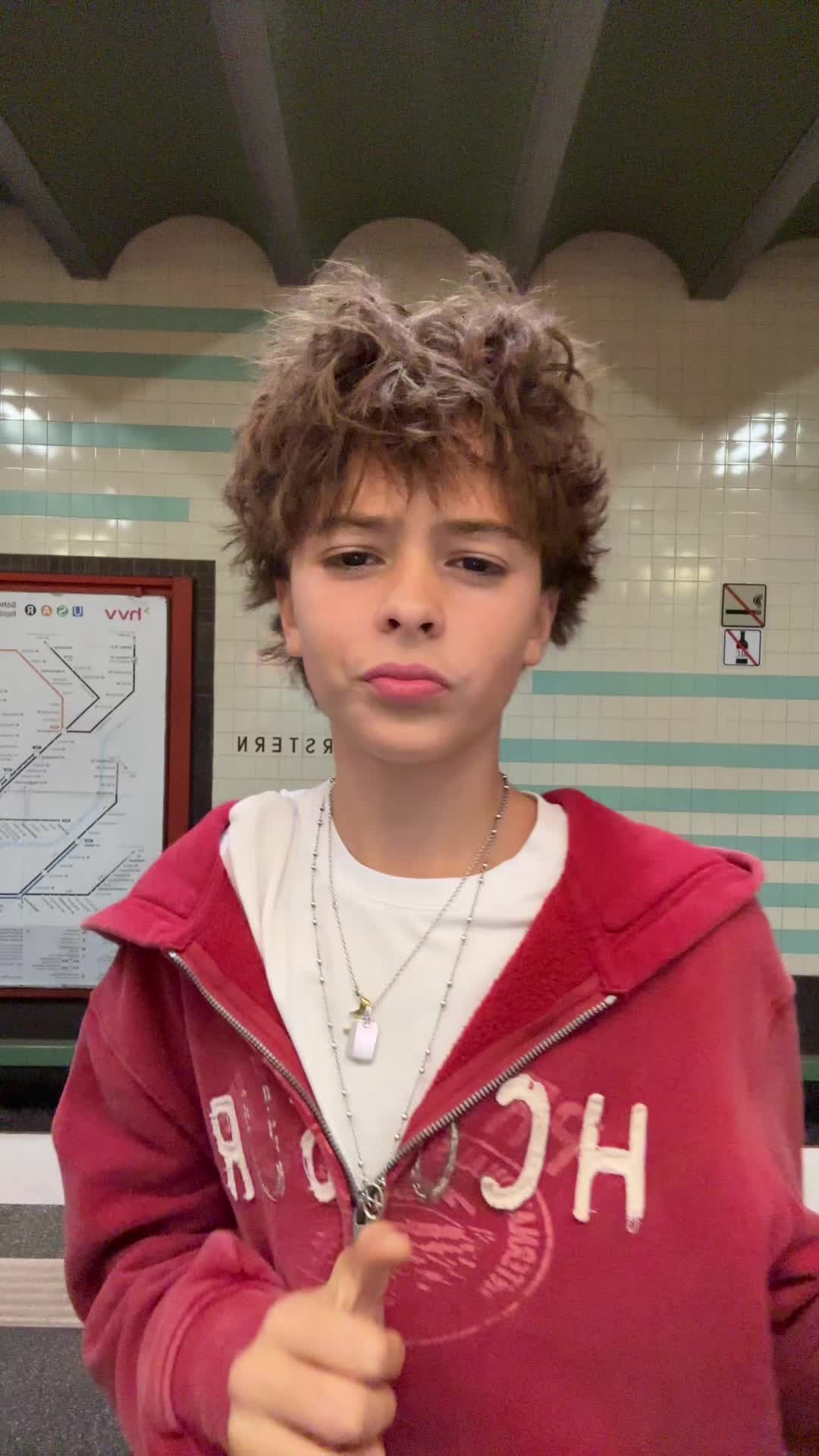 @Moeyz🤷🏽&zwj;♂️