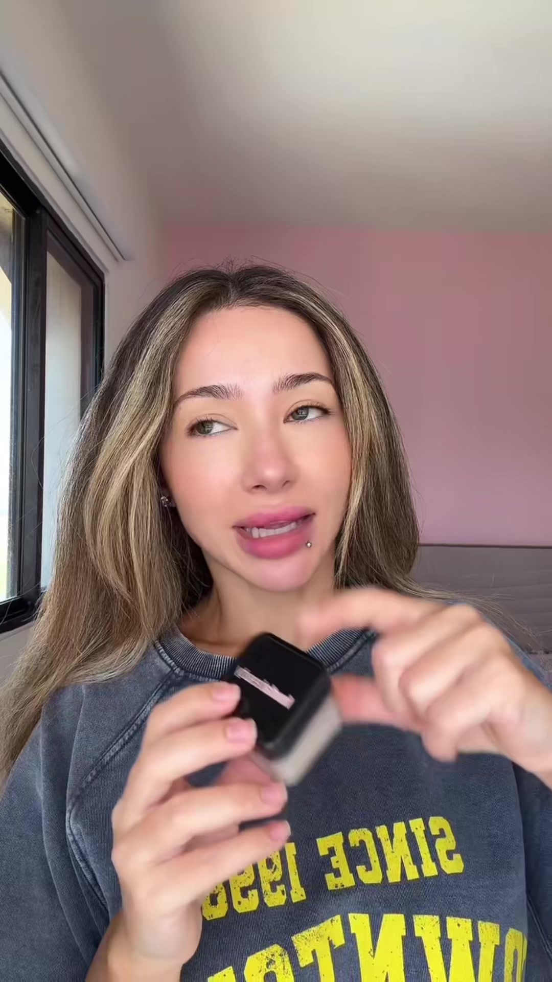 @Miraام روبين
