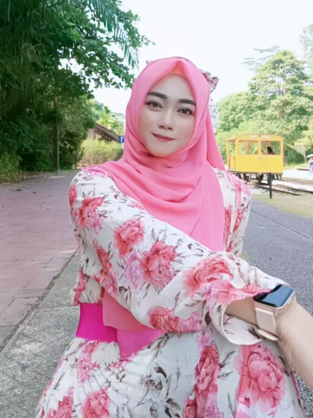 @Q̳U̳E̳E̳N̳🎀_ⓁⒶⓂⓅⓊⓃⒼ🍂✿્͜͡🦋.⋆