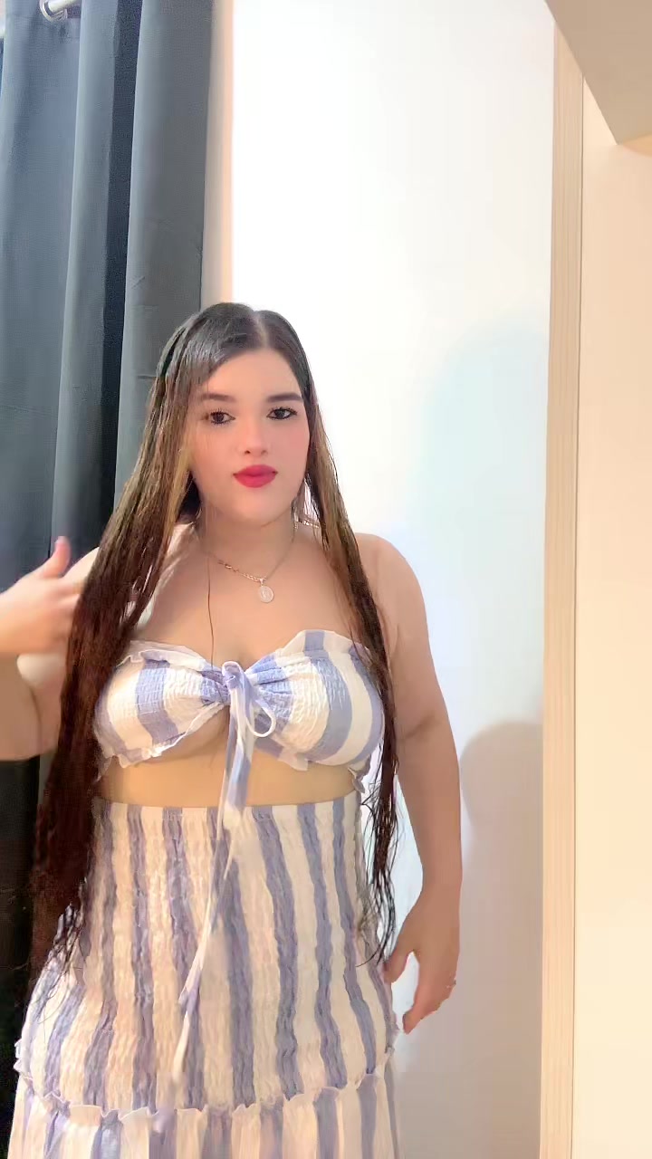 @María