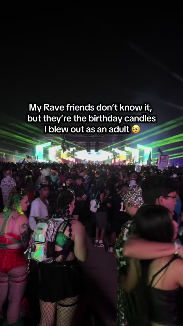 @Ravingfamilia