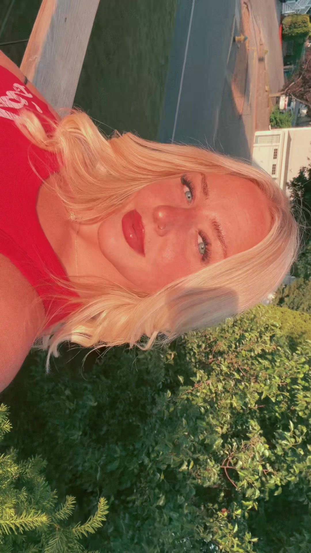 @BlondiJessi