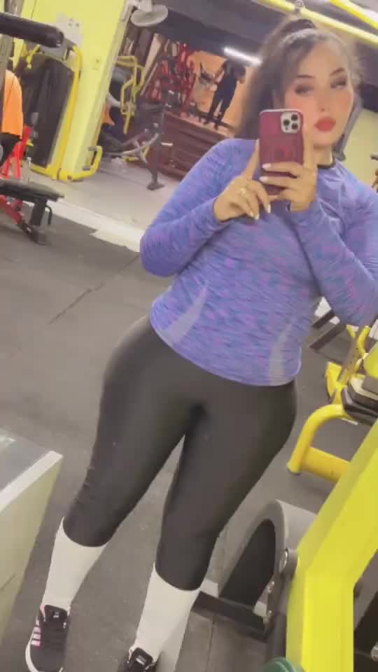 @divaleona369