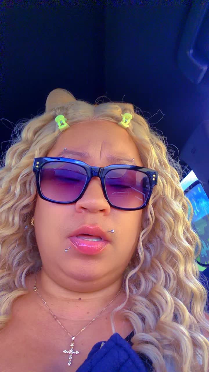 @Karla Dejesus295