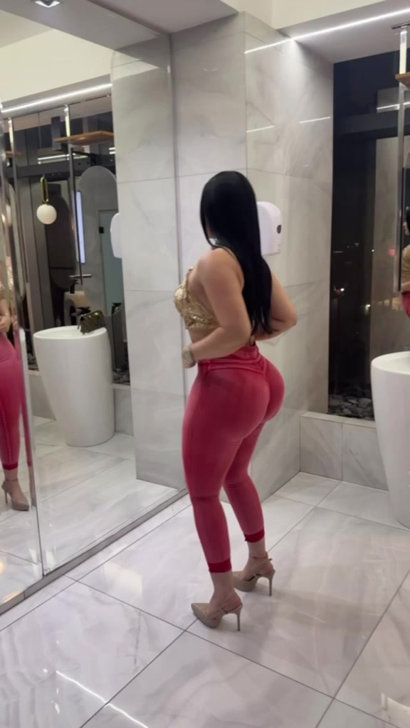 @lipojeans