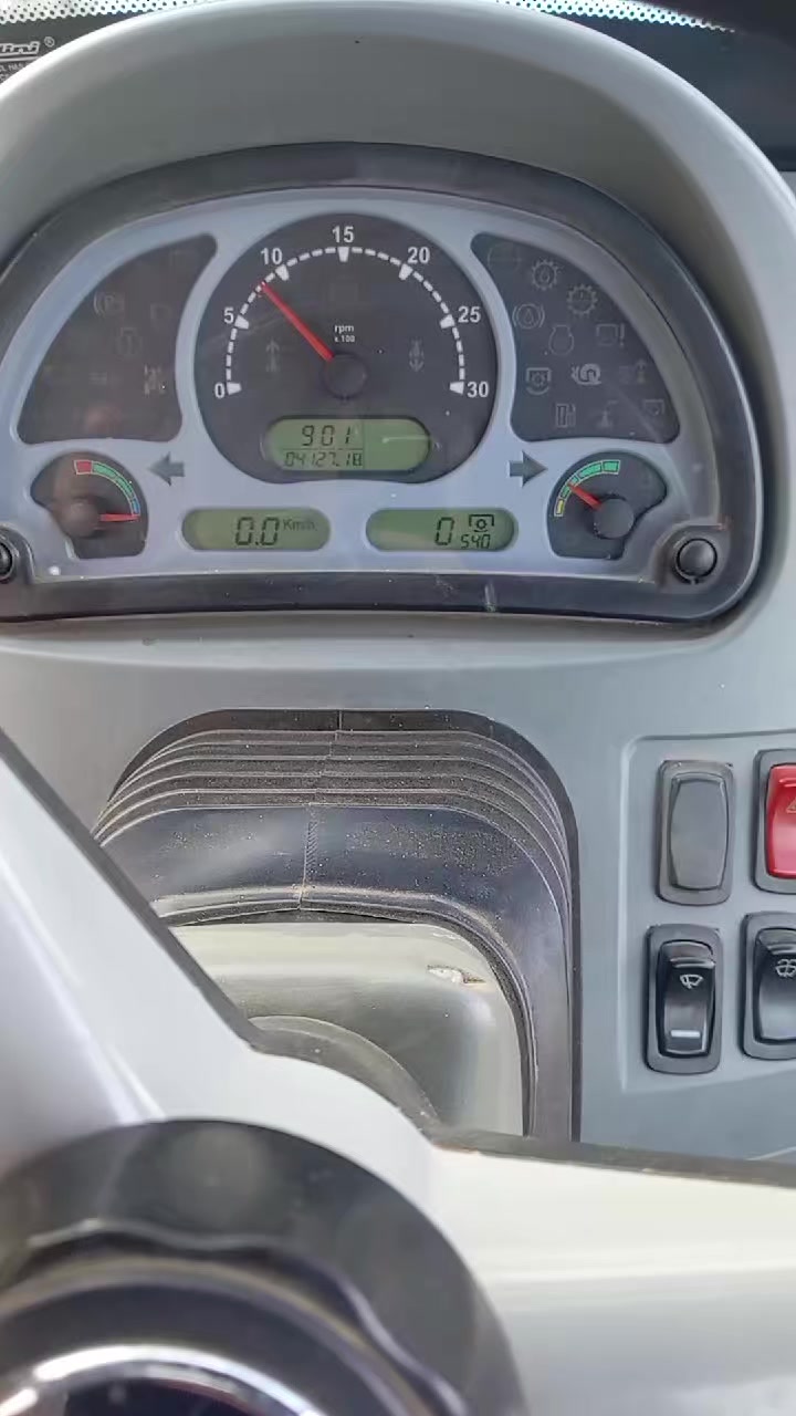 @Traktor_Aləmi