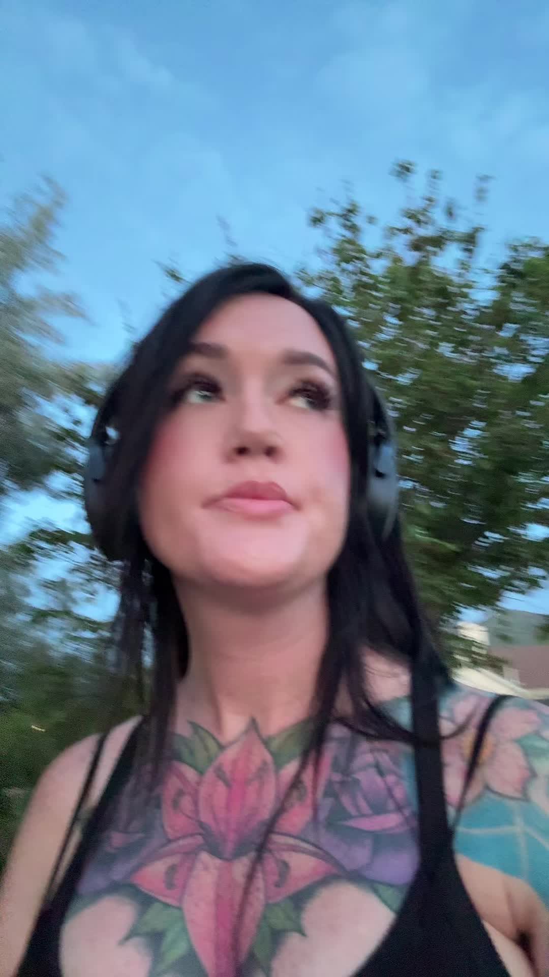 @Jenni