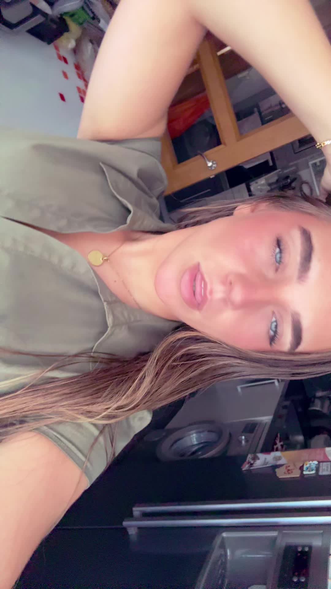@Paula
