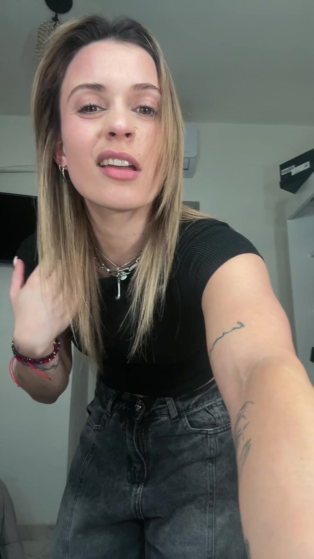 @TATI🔮