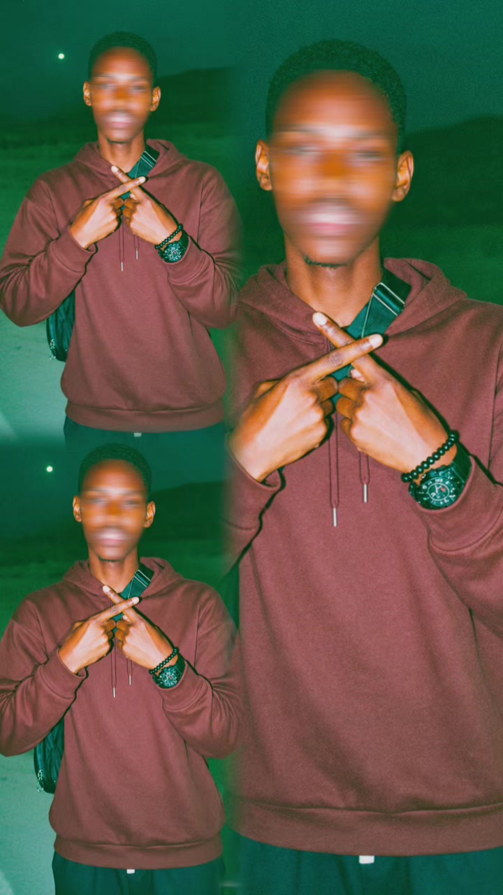 @oumzo08