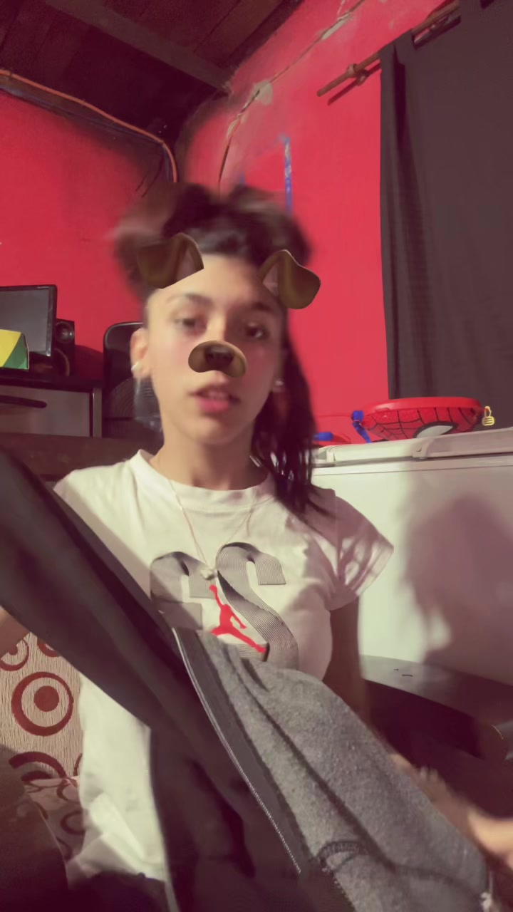 @Adisvalentina🩷