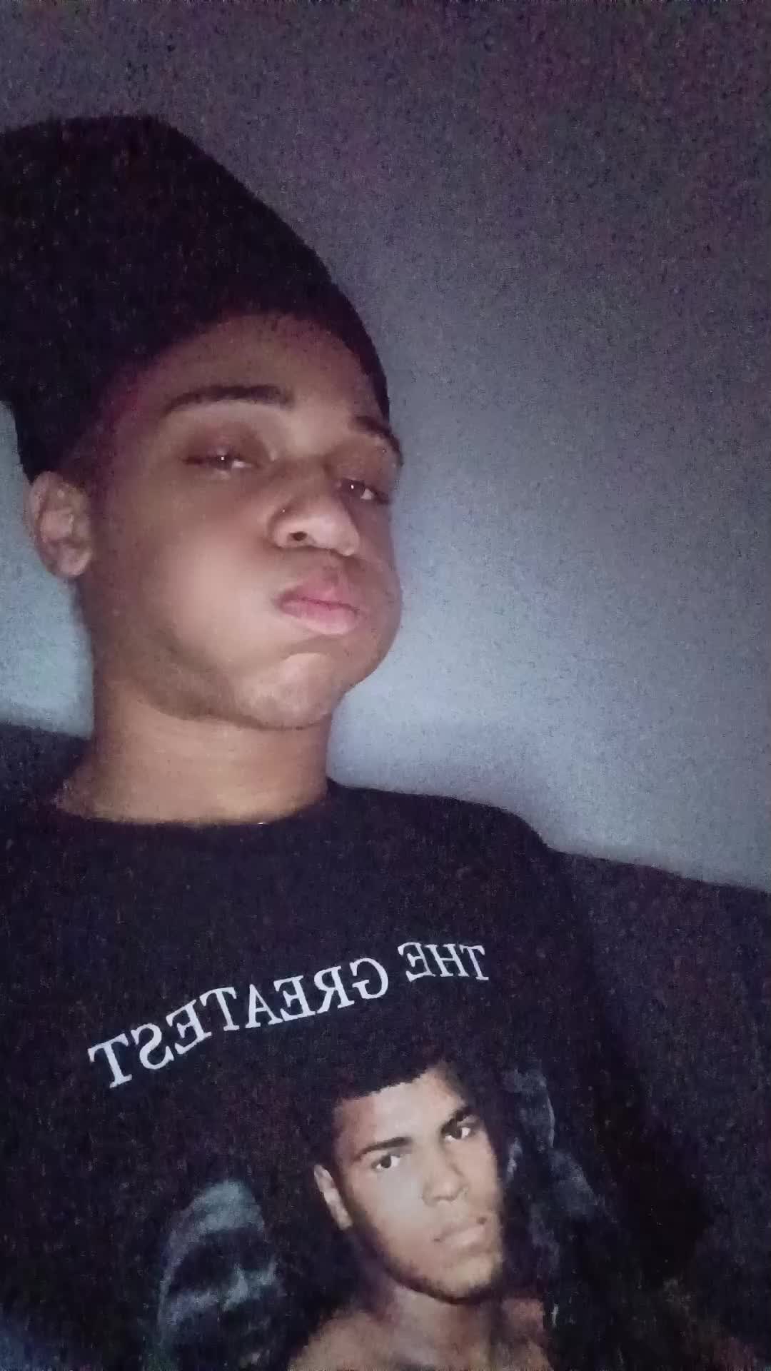 @👻