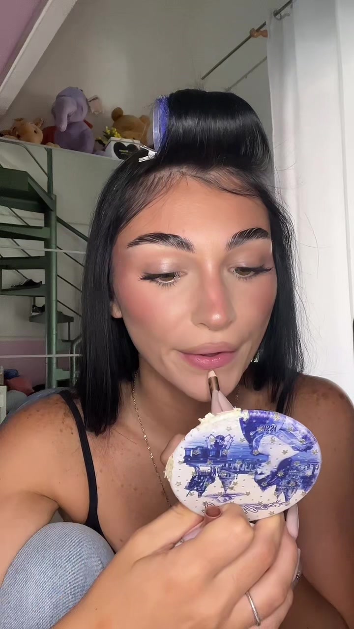 @anna