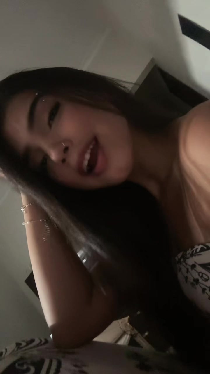 @fleuri🧛🏻&zwj;♀️