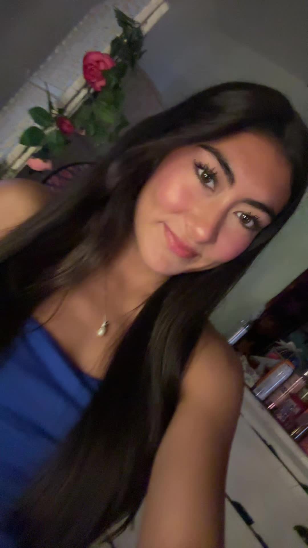 @anabella