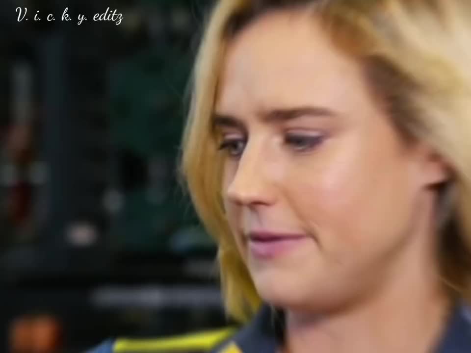 @ELLYSE PERRY